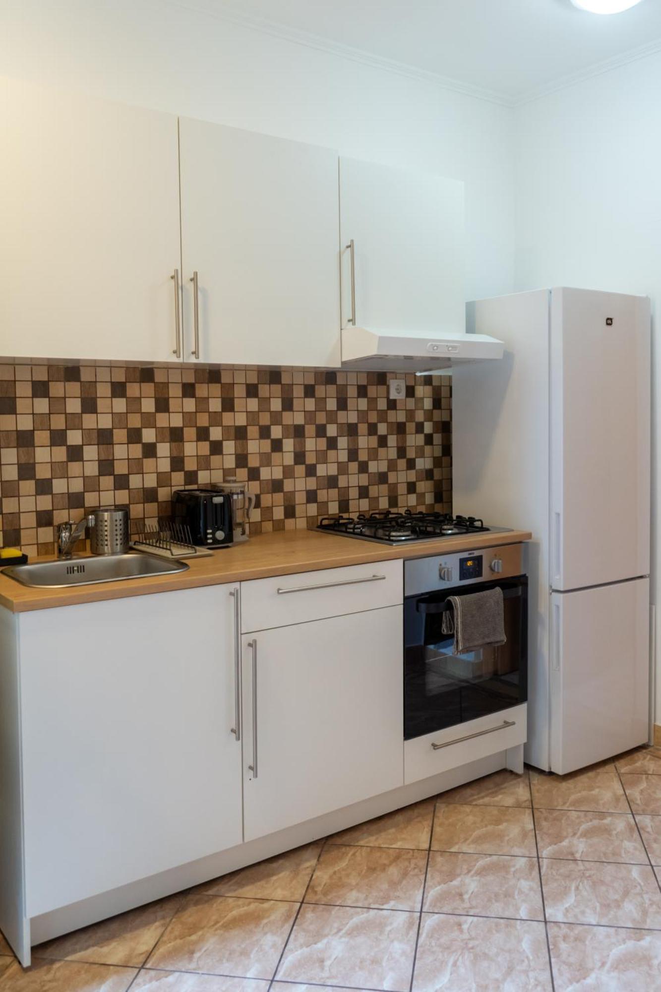 Cozy Apartment In Akacfa Street Budapest Eksteriør billede